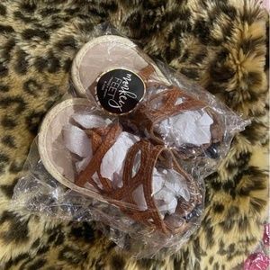 Monkey feet 6-12 Month Brown Sandles